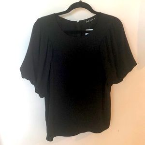 Fab’rik balloon sleeve top